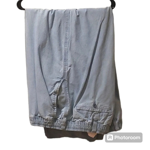 Cherokee Light Wash Jeans - Picture 10 of 10